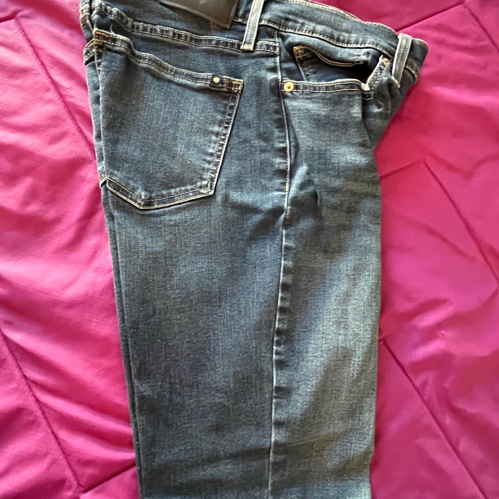 Lucky Brand Women's Straight Leg Jeans in Dark Blue